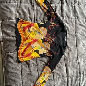 Grifflin Paris Sheer mesh top- Small